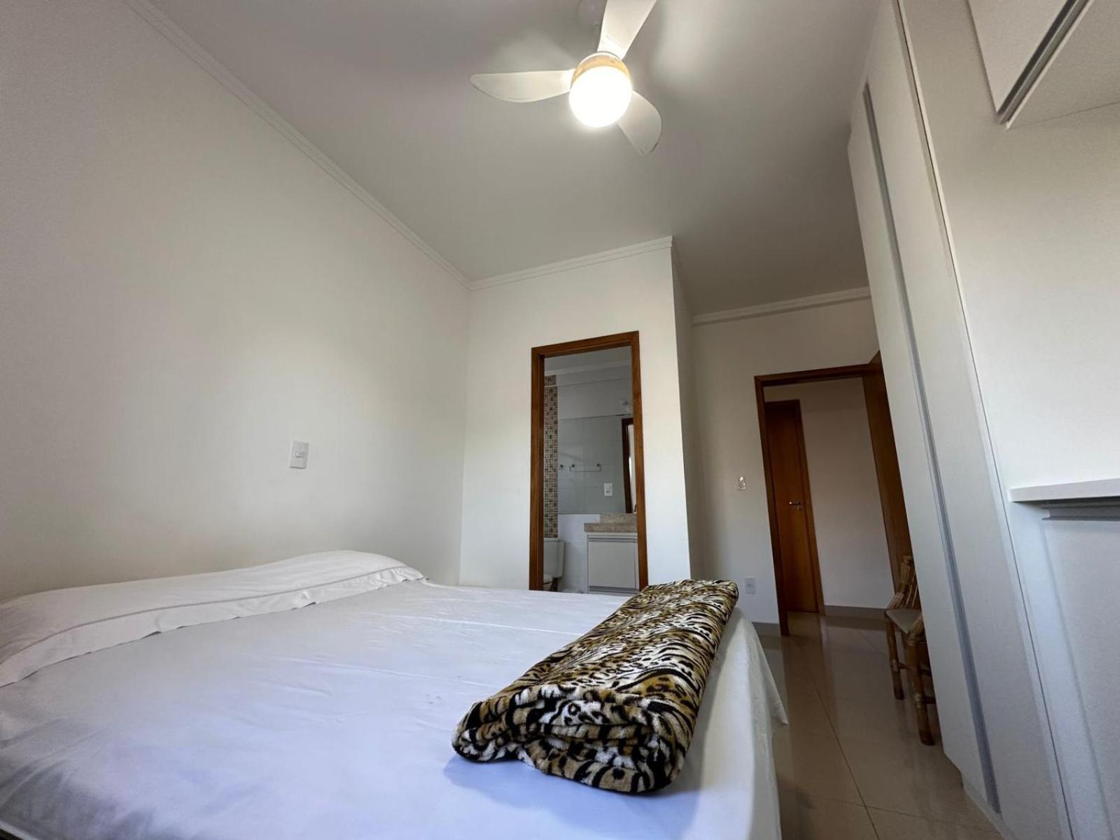 Apto Apolo - 3 Dorm Wifi São Carlos Zewnętrze zdjęcie